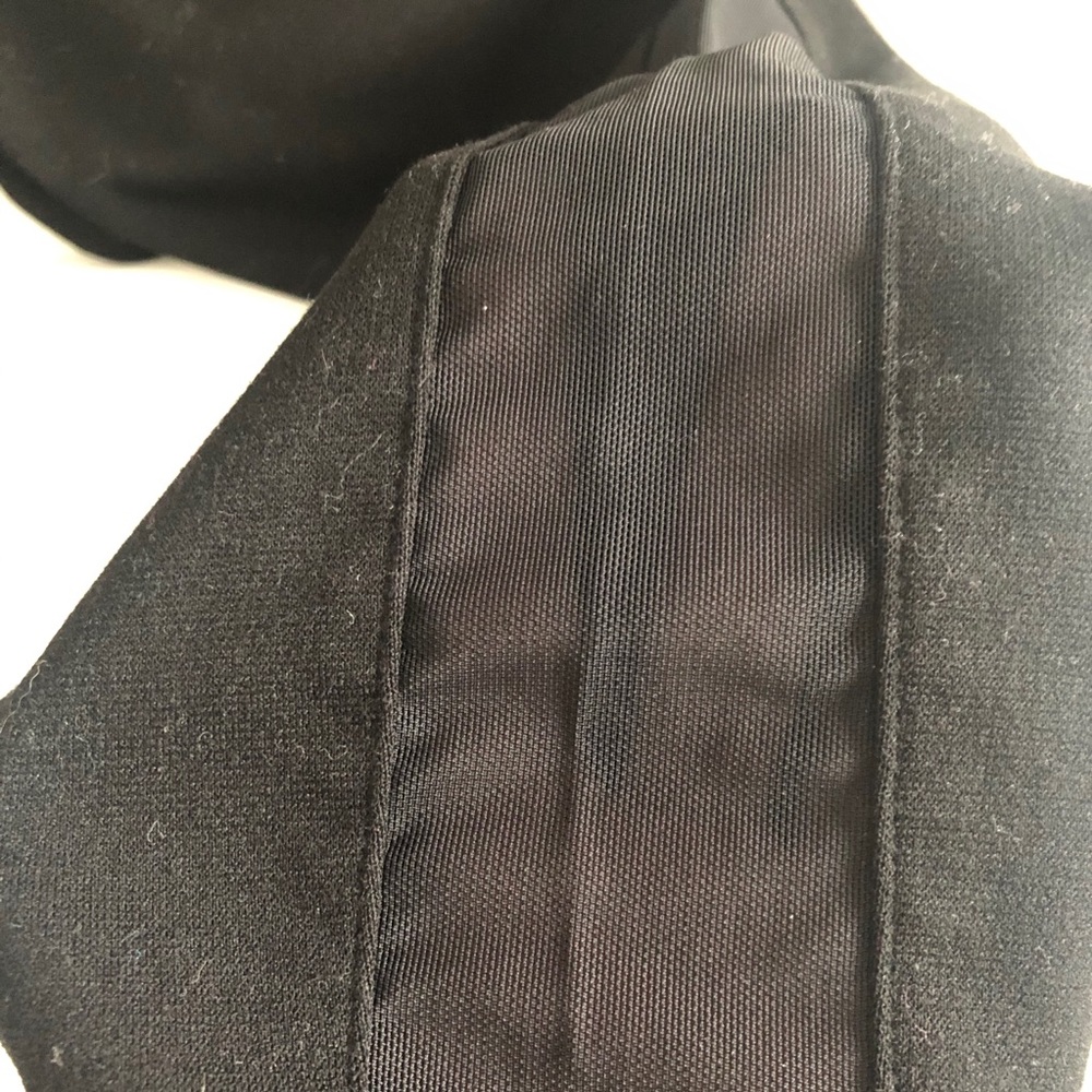 Spanx Assets Red Hot Label Mesh Insert Leggings. - image 8